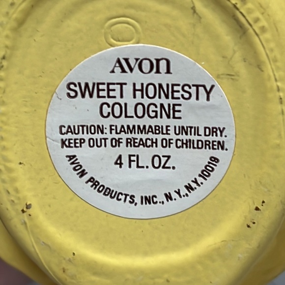 Vintage Retro Avon Decanter Girl Jumping Rope Yellow SWEET HONESTY COLOGNE - Picture 2 of 6